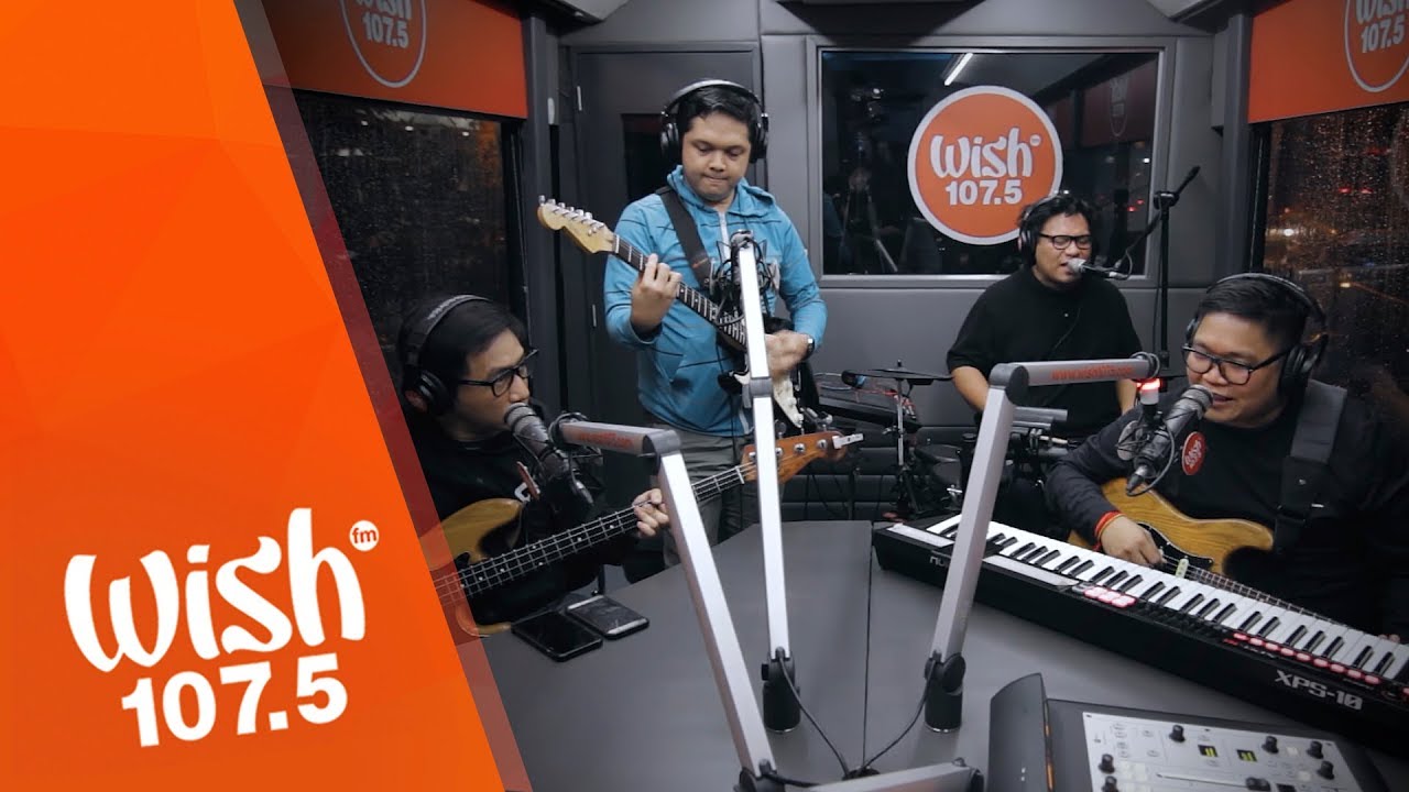 Itchyworms perform 