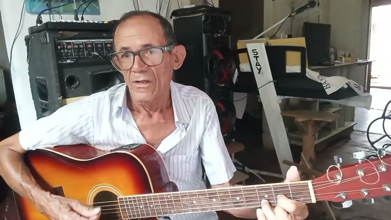 Carlito Faustino e seu teclado 