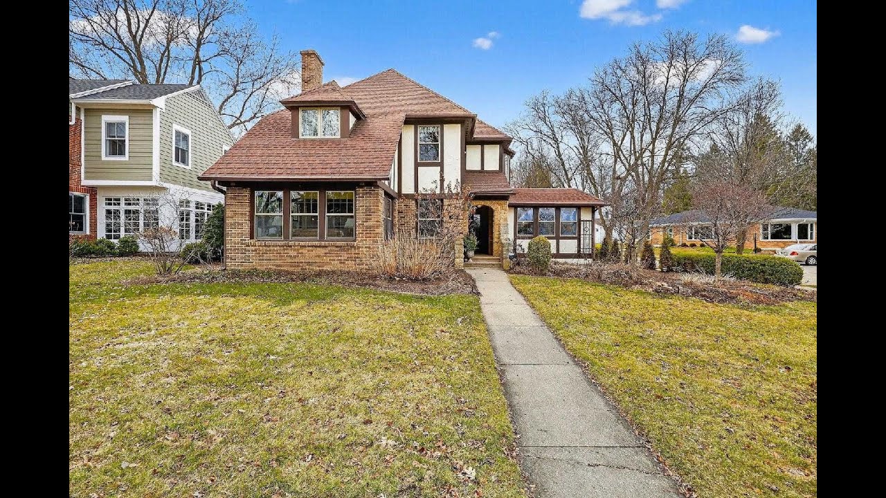 NEW LISTING: 4002 Manitou Way