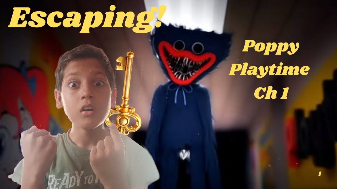Escaping To Huggy wuggy in Poppy Playtime ch 1