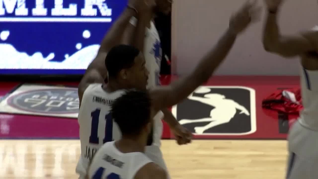 Demetrius Jackson sinks the shot at the buzzer