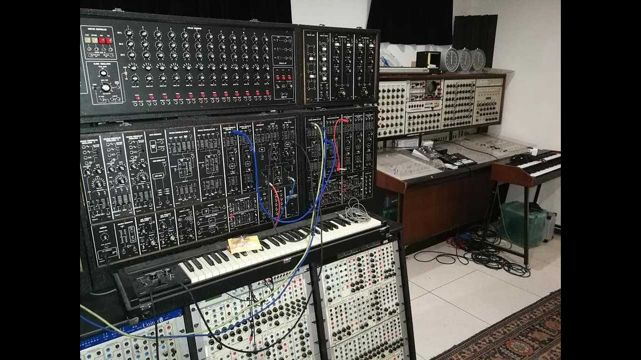 worldclass rare vintage synth collection