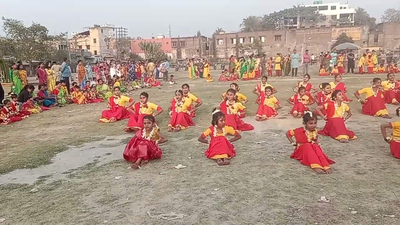 ২০২৬ বসন্ত উৎসবে মেয়ের নাচ