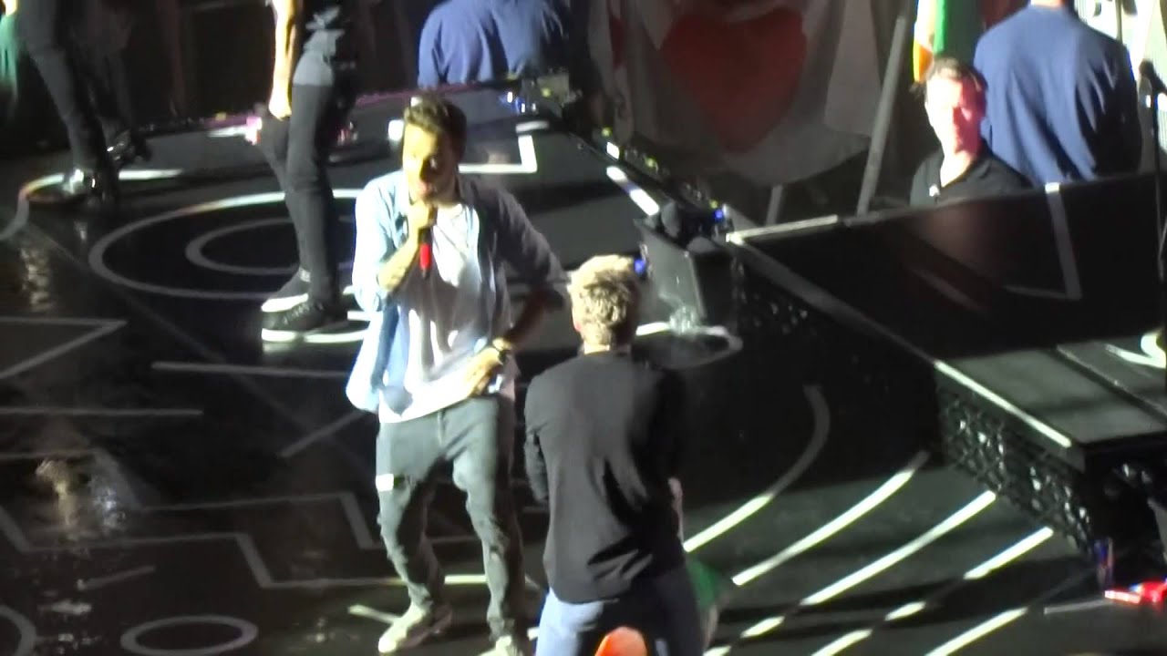 One Direction - Act My Age - 18/10/15 Dublin