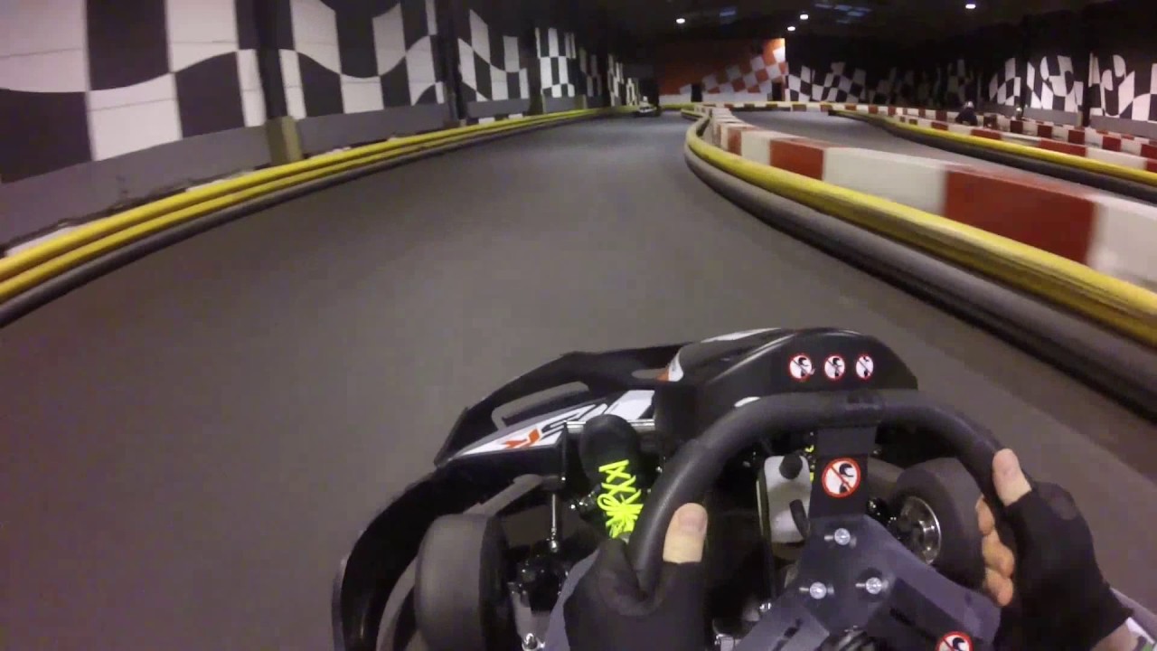 ZeCrusher VS Crash - Karting Vitrolles 2017