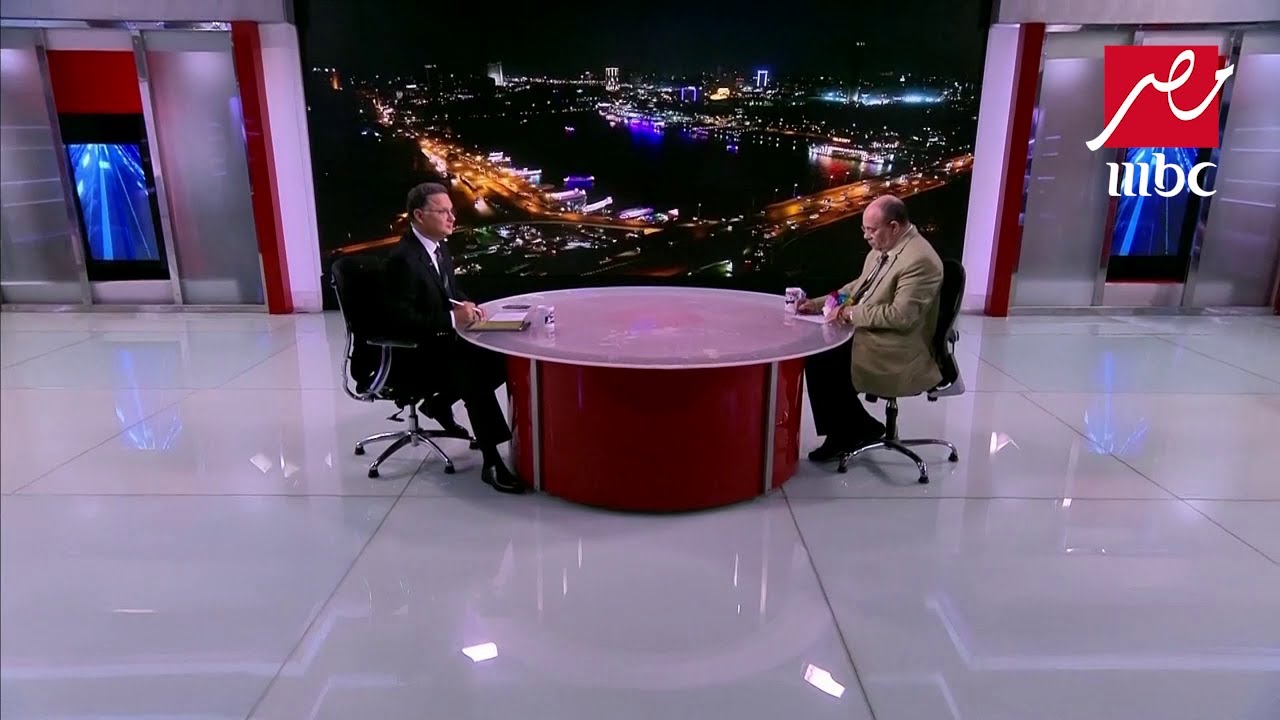 لقاء خاص مع د. مبروك عطية في (يحدث في مصر) لحسم الجدل حول موضوع 