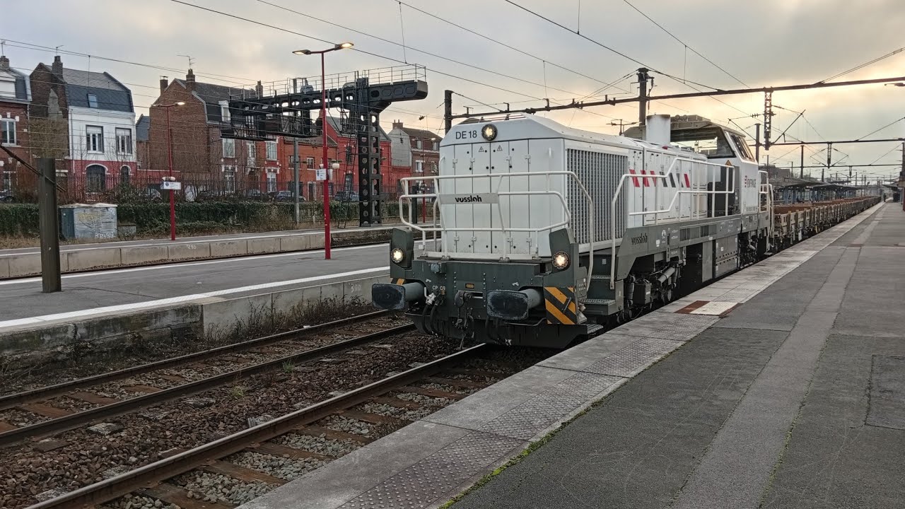Spot d'une locomotive diesel DE18 en gare d'Arras 