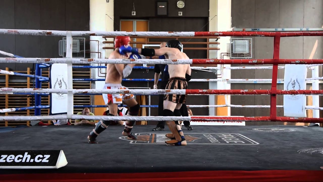 MČR v Muaythai C M T A  2014   Anton&iacute;n Tich&yacute;  vs  Petr Pt&aacute;ček 3 kolo