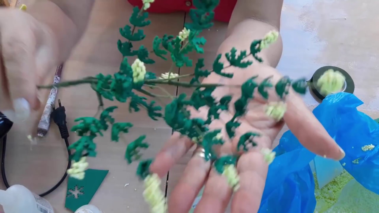 FAÇA VOCÊ MESMO ESTES  RAMINHOS COM FLORES PARA COMPLEMENTAR SEUS ARRANJOS  FLORAIS  USANDO E.V.A