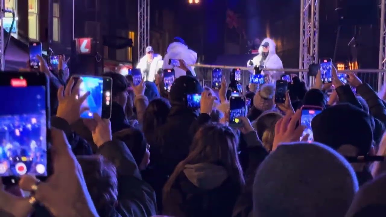 East 17 Melton 2025 Light Switch On. Stay Another Day! 