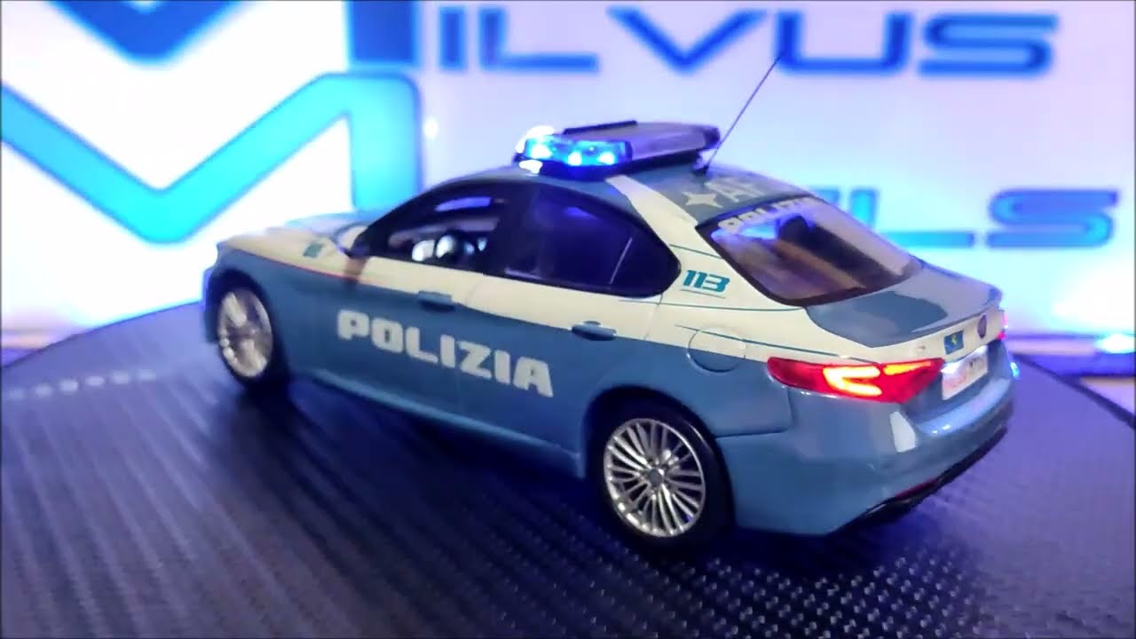 DIE-CAST LED: Bburago 1/24 Alfa Romeo Giulia (2016) POLIZIA di STATO. Versione 2.