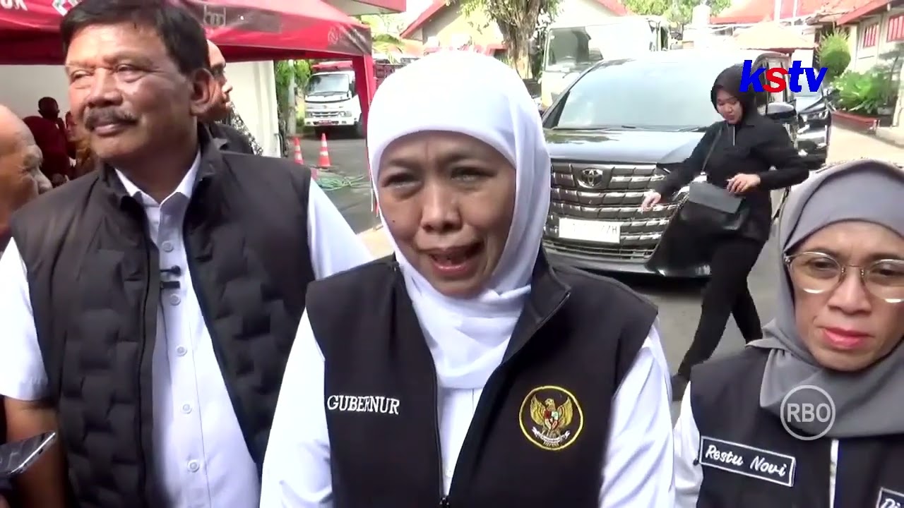 NGANJUK - GUBERNUR KHOFIFAH SALURKAN PROGRAM SAPA BANSOS AMALIYAH RAMADHAN 8,7 MILYAR UNTUK WARGA