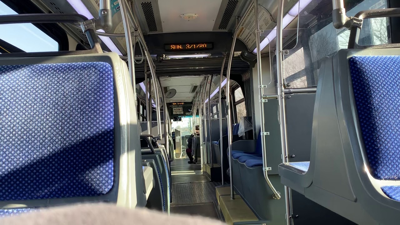 Ride On: CTtransit #1107 on Route 38C