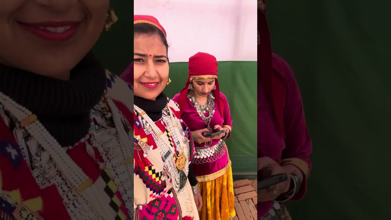 Delhi me kullvi pattu pahna🌺🌺#pallavithakur