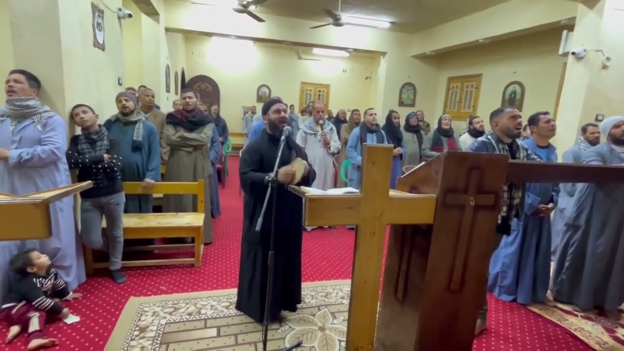 مديح القديسين مكسيموس ودوماديوس - ابونا موسي القمص أرميا (تسبحة الشباب)