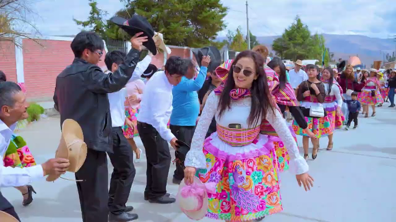 🎺 Ritmo, Baile y Tradición: Santiago de la Familia Pascual 🐮💐- 2025 Sapallanga - Junín