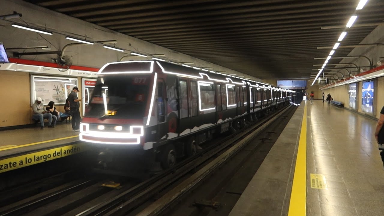 ПЕРВЫЙ РОЖДЕСТВЕНСКИЙ ПОЕЗД МЕТРО САНТЬЯГО (Alstom NS93 2077)