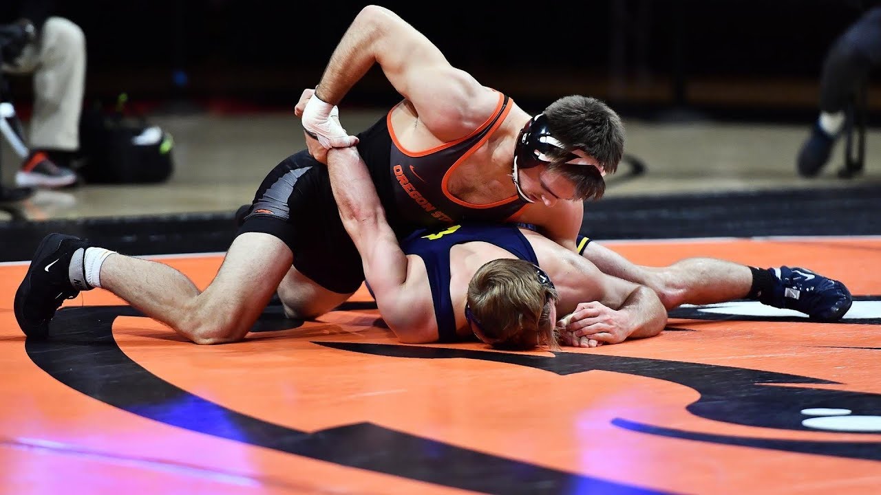Recap: Oregon State men's wrestling posts strong showing in first period of Joe Wells Classic,...