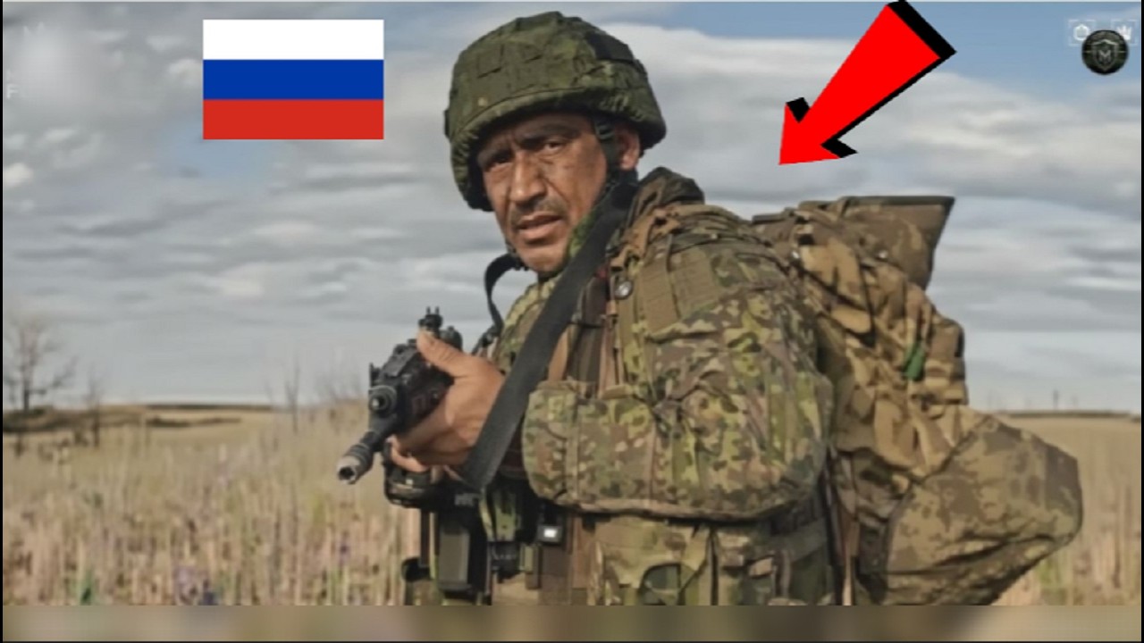 Ukrainian Azov FPV Observes Russian Troops in Open Terrain