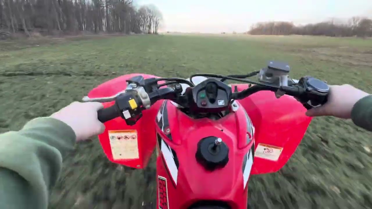 Trail riding with @Rippitupfilms  on Honda trx250x.