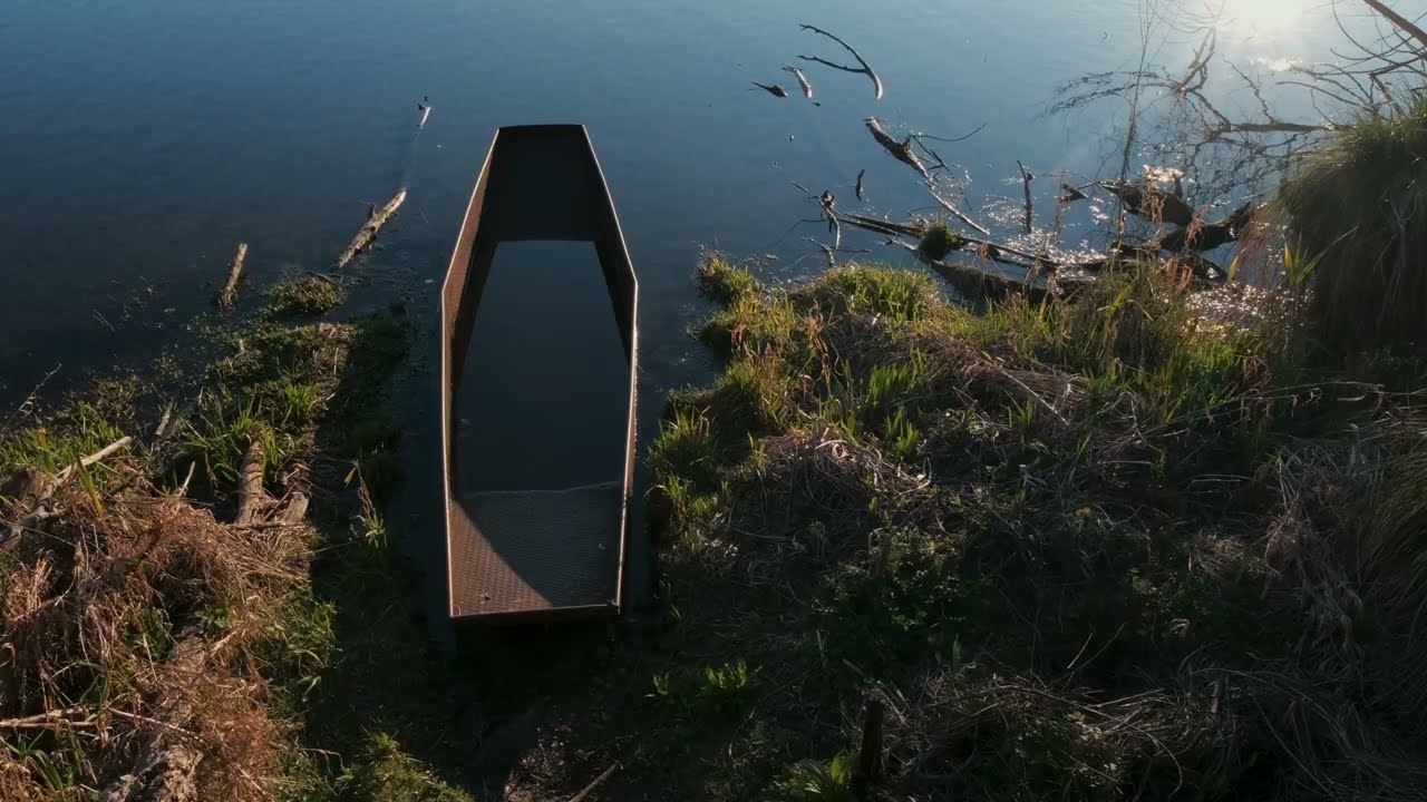 Relax with us at this enchanting Italian lake