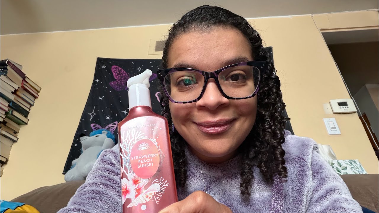 ASMR Whispered Bath&Body Works Haul(9) *lofi* *beauty* *whisper* *tingles *tapping*