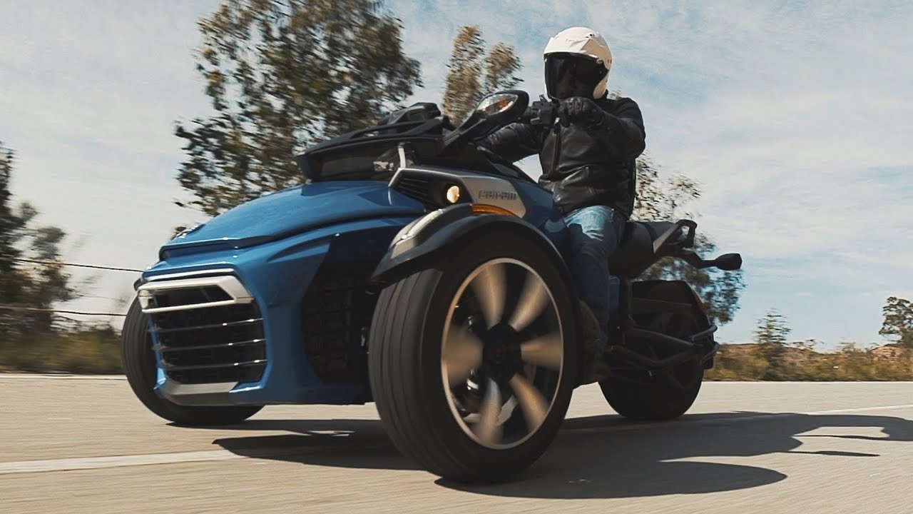 Can-Am Spyder - motortest MotoMe