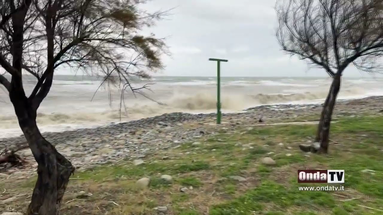 Ancora maltempo in Sicilia, allerta arancione nel Messinese