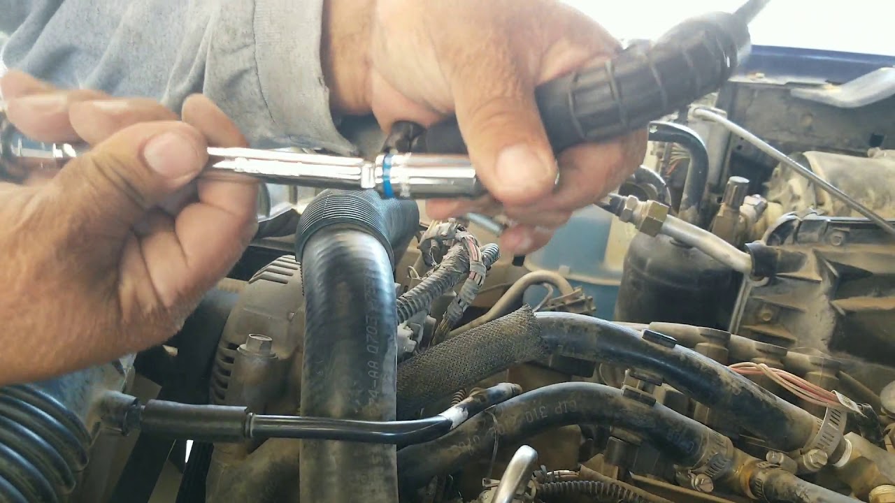 2003 Ford Ranger PCV valve and hose part 1