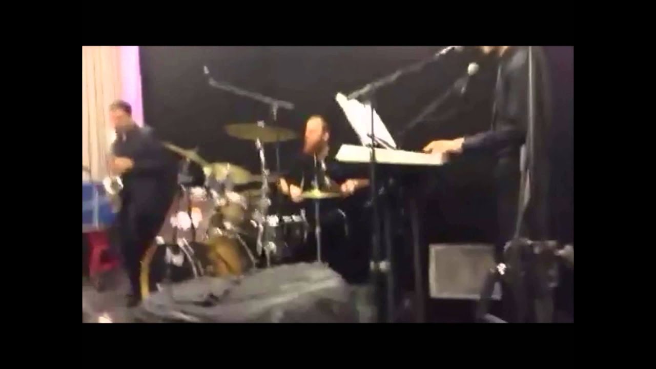 תזמורת שמחה במחרוזת מקפיצה (עם דור אסרף)