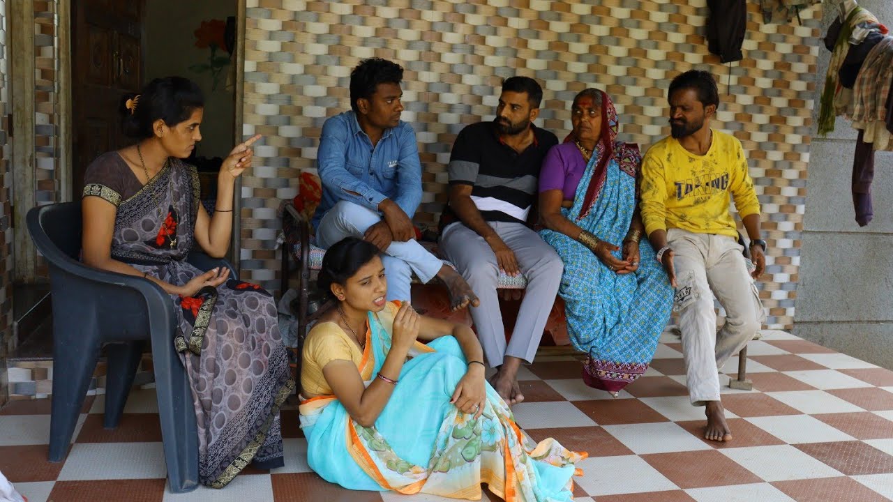 लेकांचा🕺संसार नाही होऊन द्यायचा🙁म्हतारं टरफलं😘झाल्यावर कोण विचारतं😟By-Ashwini gavhane
