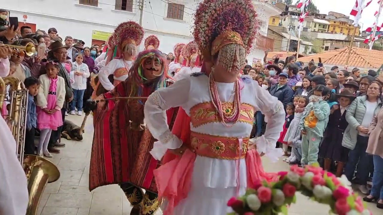 Pallas Huari- Adoración