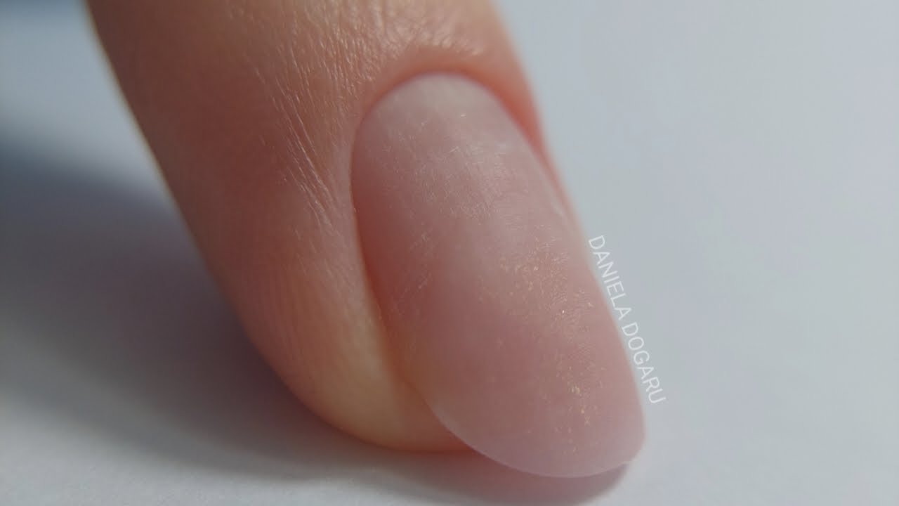 How to clean a cuticle