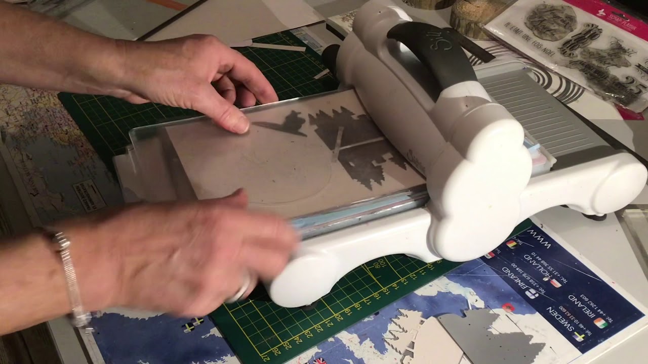 Diy d’une jolie carte de Noël pas à pas #isabelscrap