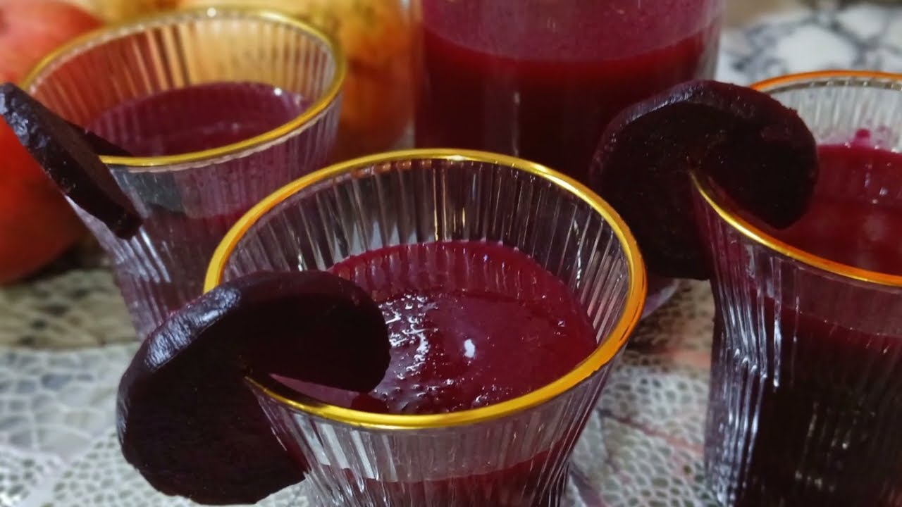 عصير البطراف (الشمندر ) والجزر  و الرمان اللذيذ  والغني بالفيتامينات 😋