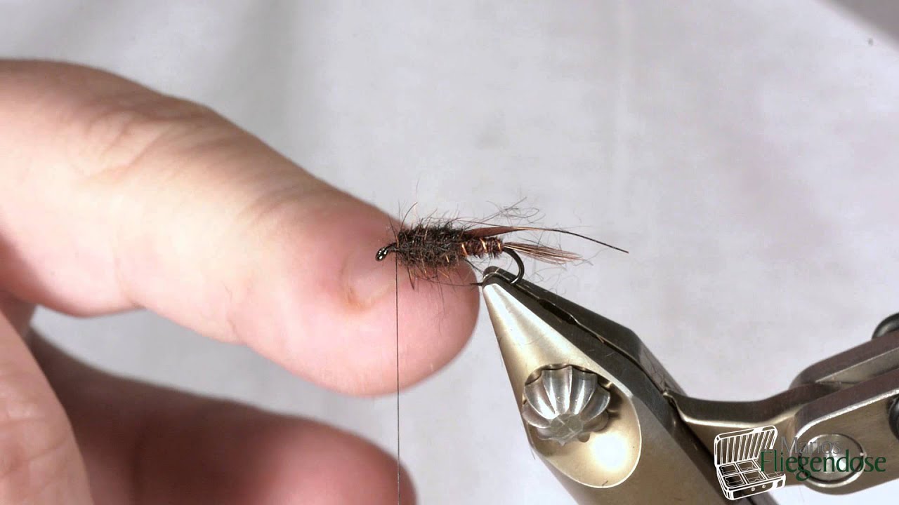 Marios Fliegendose bindet eine Pheasant Tail Spezial Nymphe