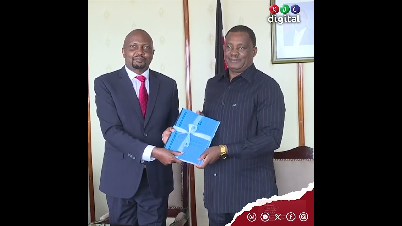 Former CS Moses Kuria hands over to incumbent Public Service CS Justin Muturi at Harambee House