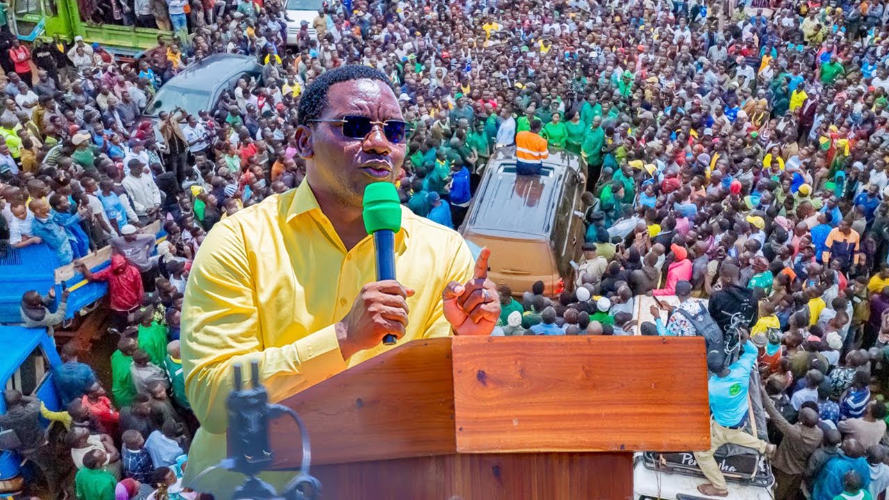 #LIVE: MAKONDA ATINGA KATAVI ANASIKILIZA KERO ZA WANANCHI