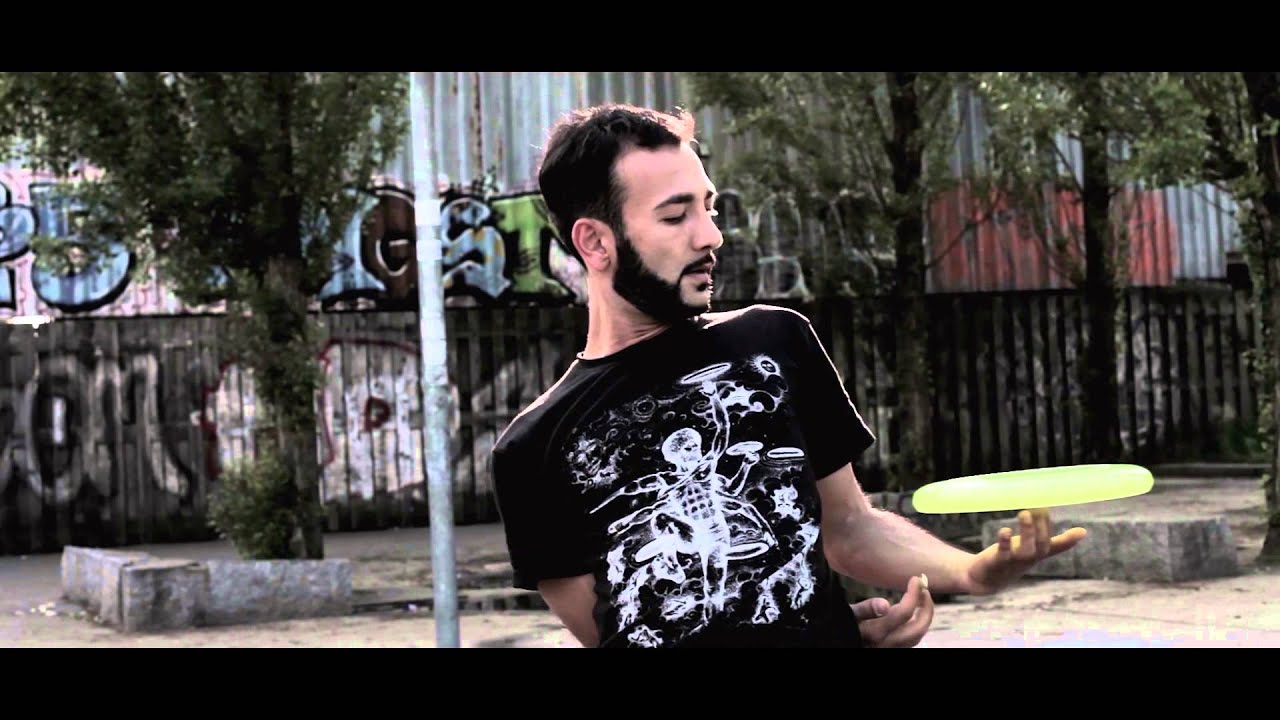 Frisbee Freestyle: Spread the Jam Project (Prenzlauer Berg Berlin feat. Mehrdad Hosseinian)