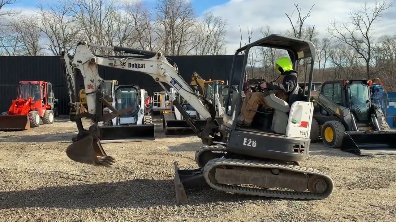 2015 BOBCAT E26 For Sale