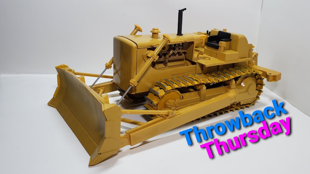 Throwback Thursday. Featuring my Caterpillar D8H bulldozer.