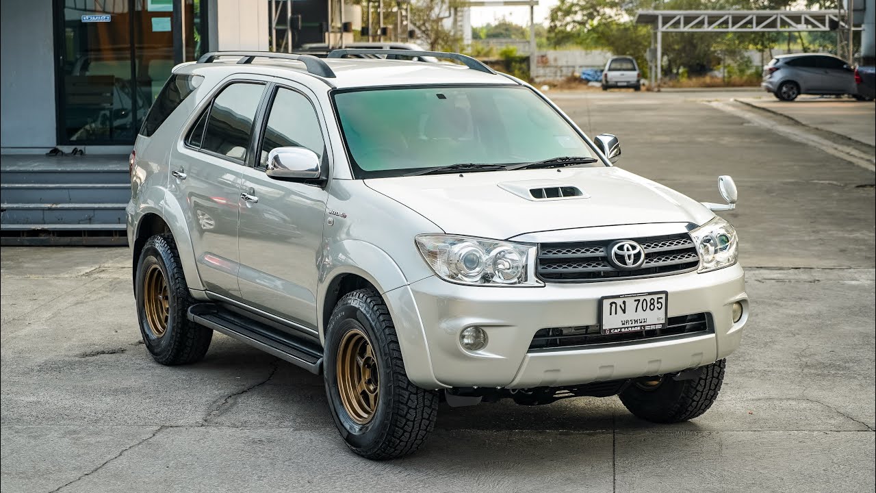รีวิว Toyota Fortuner ปี 2009 เกียร์ออโต้ 3.0 หน้ายักษ์แท้  