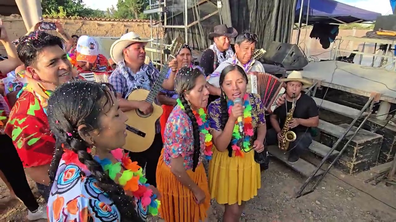 Carnavales 2026 En Chua Loma Toco Cliza Pasantes Milton Montenegro y Corina Sanca 