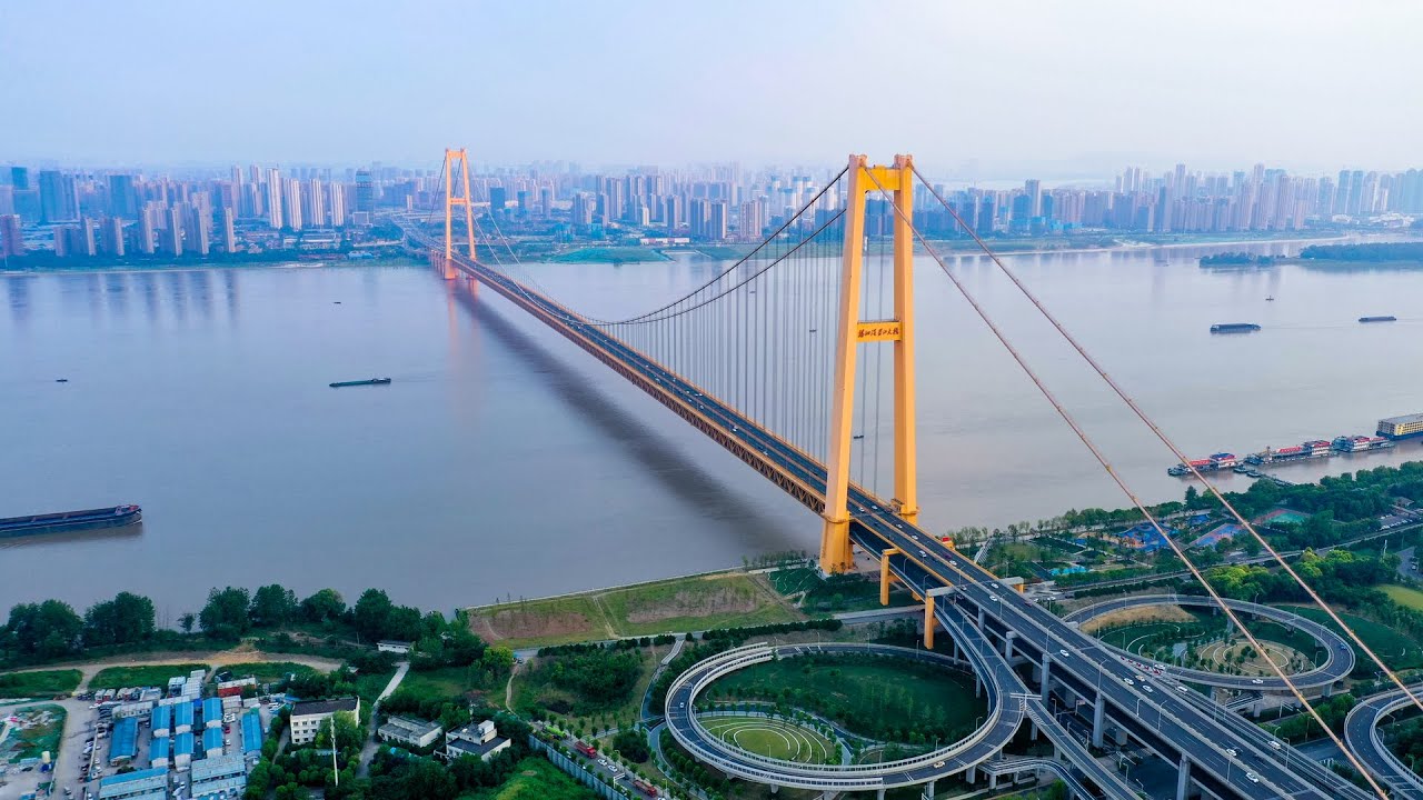武汉杨泗港长江大桥，世界上跨度最长的双层公路大桥，不愧是桥都