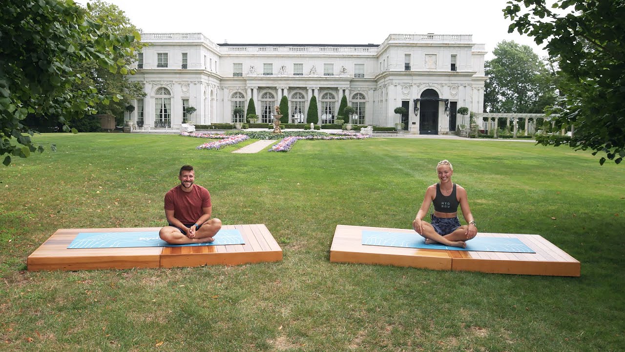 Kick Your Energy Into High Gear With This 15-Minute Yoga Workout