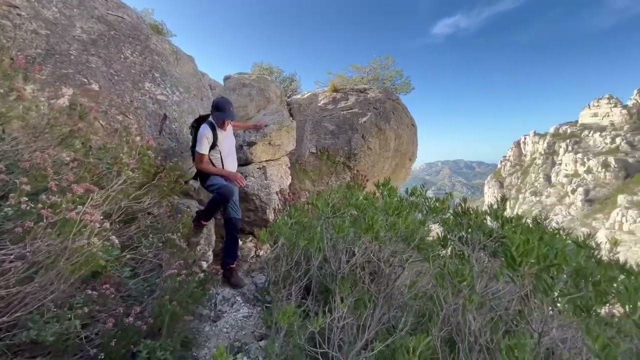 Les corniches du CAF. Calanques de Marseille novembre 2022. Grande Candelle. Candelon.