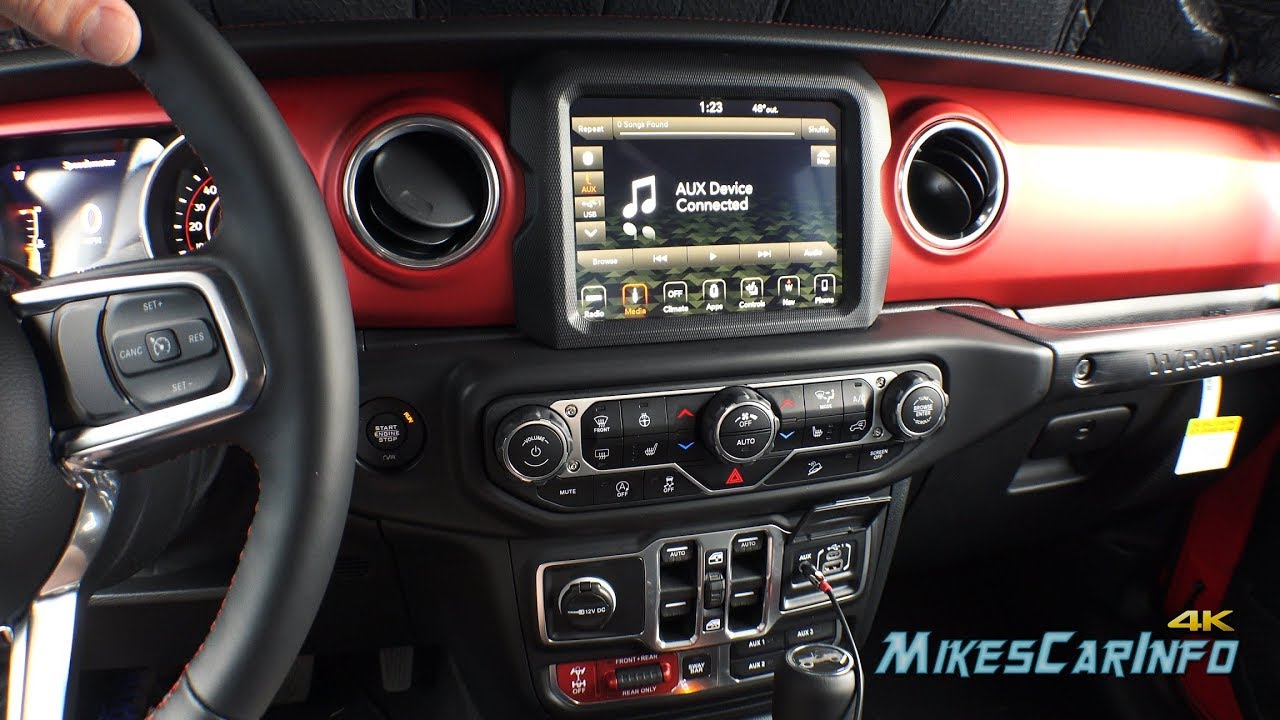 Тест аудиосистемы Alpine для Jeep Wrangler JL 2018 года