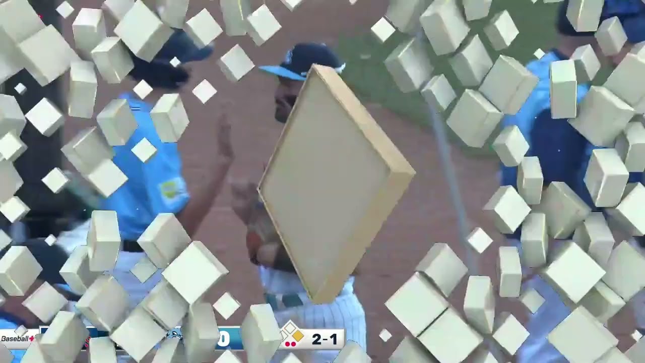 Sydney Blue Sox pull off an epic relay