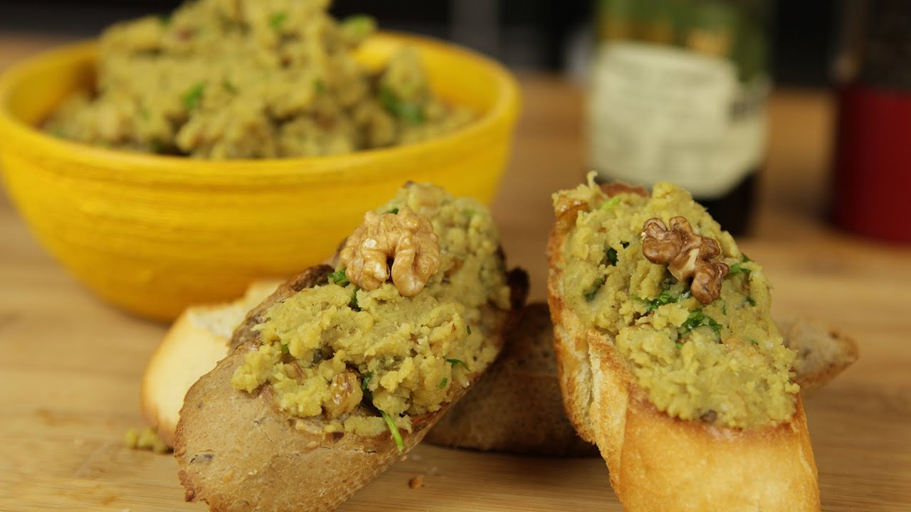 Pasta z cieciorki - VideoKuchnia.pl