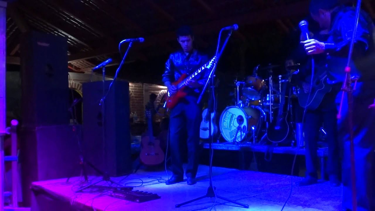 tilichero show cancion de los fredys